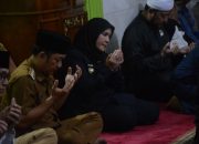 Bunda Eva Dwiana Awali Safari Ramadhan di Masjid At Tajriyah Kecamatan Rajabasa