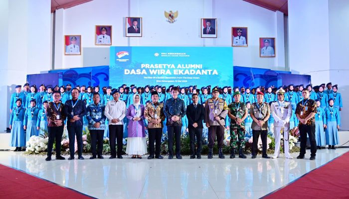 Anggota DPRD Lampung Selatan Hadiri Wisuda ke-10 SMA Kebangsaan 