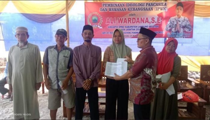 Anggota DPRD Lampung Selatan Gelar IPWK, Ali Wardana; Berbagi di Bulan Suci