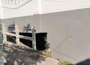 Bangunan Rumah Sekaligus Dijadikan Tempat Usaha, PT Syukri Balak Berdiri Diatas Aliran Sungai Yang Masih Aktif