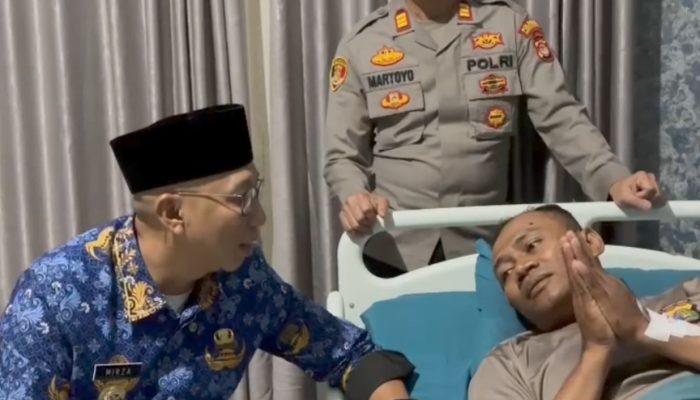 Gubernur Lampung Jenguk Polisi yang Terluka Saat Amankan Aksi Petani Singkong