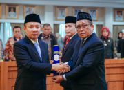 Dilantik Sekdaprov Lampung, Ganjar Jationo dan Ahmad Saifullah Tukar Kursi