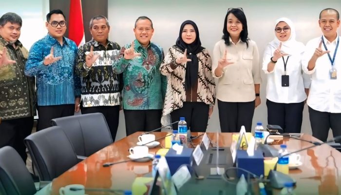 Dapat Hadiah 20 Miliar, Kadis PU Dampingi Walikota Audensi dengan Wamen PUPR