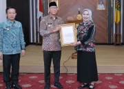 Gubernur Lampung Lepas Purna Bakti Tina Malinda, Sempat Lama Menjabat Sekretaris DPRD Lampung