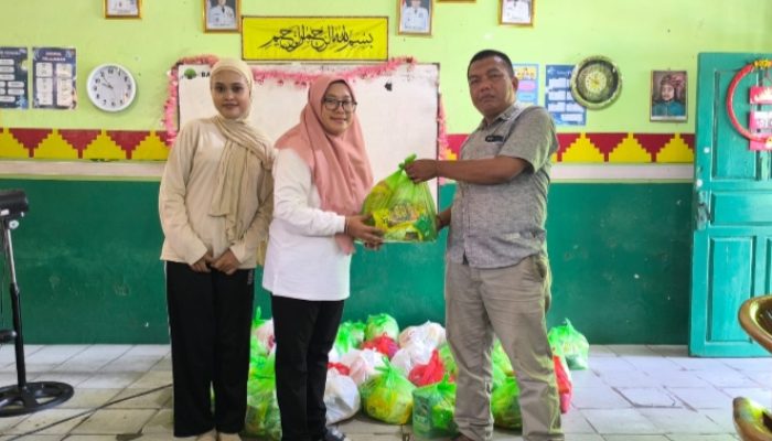 PGRI Dan Taring Lampung Kompak Berbagi Di Jum’at Berkah