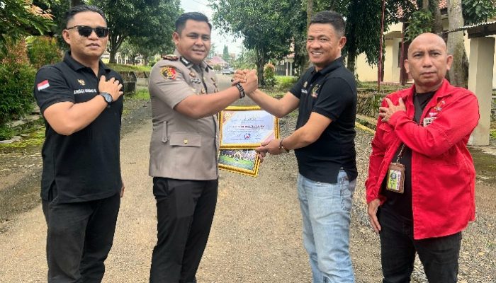 Jelang Mutasi Tugas, PWRI Lampung Utara Beri Apresiasi pada Kasat Reskrim AKP Apfryadi Pratama