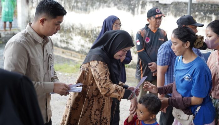 Pemkot Bandar Lampung Salurkan Bantuan untuk Korban Banjir, Eva Dwiana: Setiap Keluarga Dapat Rp1 Juta