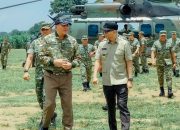 Gubernur Mirza Dampingi Menhan Tinjau Fasilitas Markas Komando Batalyon Infanteri TP 848/Satya Pandya Cakti Anak Tuha