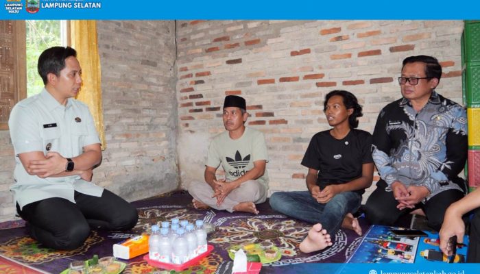 Korban Calo Kapal Ikan Merauke, Aji Pulang dalam Luka, Bupati Egi: Jangan Mudah Percaya Janji Kerja