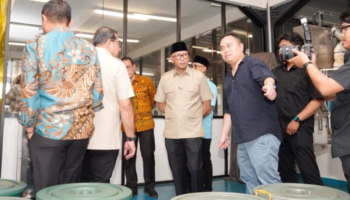 Hilirisasi Jadi Kunci, Gubernur Dorong UMKM Ekraf Naik Kelas