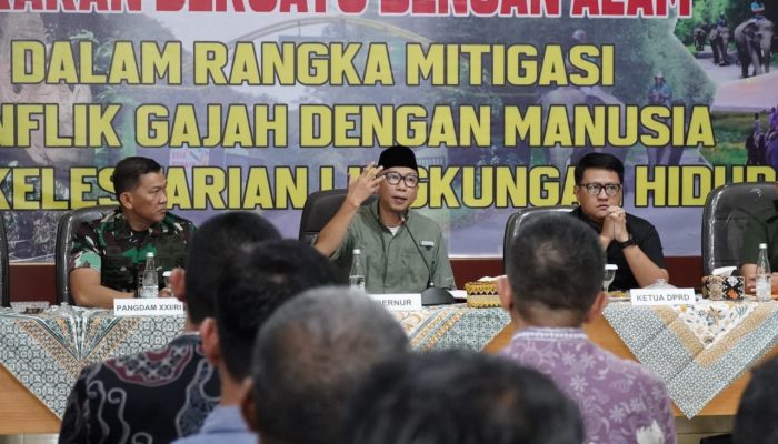 Gubernur Lampung Dorong Penanganan Terpadu Konflik Gajah-Manusia di Way Kambas