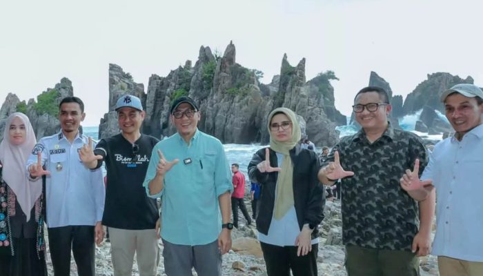 Jalan Mulus, Wisata Tumbuh: Gubernur Mirza Bangun Jalur Pesisir Lampung untuk Dongkrak Ekonomi