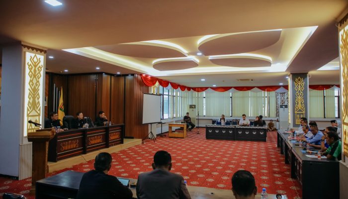 Terima Aspirasi Buruh, Sekdaprov Marindo Kurniawan Tegaskan Komitmen Pemprov Lampung dalam Penguatan Perlindungan Pekerja di Provinsi Lampung