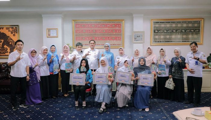 Wagub Jihan Luncurkan Buku “Muatan Apel Tematik”, Perkuat Perlindungan dan Karakter Pelajar Lampung
