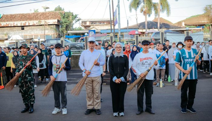 Wagub Jihan Pimpin Aksi Bersih Pasar, Ajak Masyarakat Bergerak untuk Keadilan Iklim