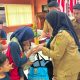 Eva Dwiana Salurkan 194.400 Ribu Butir Telur Gratis, 1.080 Keluarga Berisiko Stunting di Bandar Lampung