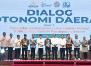 Perkuat Kemandirian Fiskal Daerah, Bupati Radityo Egi Ikuti Dialog Otonomi Daerah pada HUT ke-26 Apkasi