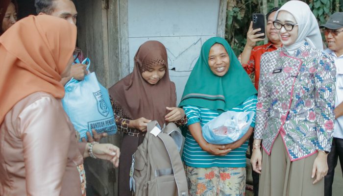 Kunjungi Calon Siswi Sekolah Rakyat di Lampung Timur, Wagub Jihan Tegaskan Sekolah Rakyat Jadi Jalan Menuju Masa Depan yang Lebih Baik