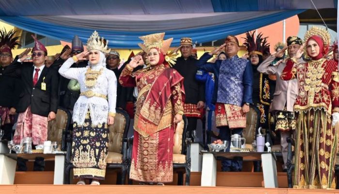 Usai Merah Putih Diturunkan, Warna Budaya Nusantara Menghiasi Menara Siger