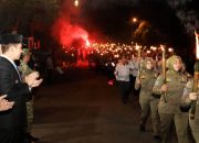 Ribuan Obor Terangi Malam Kemerdekaan, Lampung Selatan Rayakan HUT ke-81 RI dengan Semangat Kebersamaan