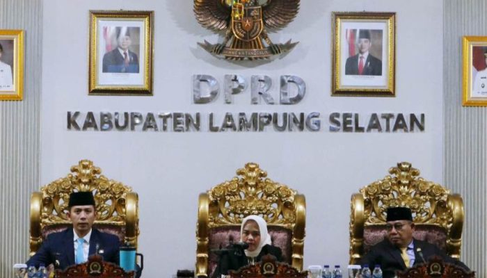 Pemkab dan DPRD Lampung Selatan Ikuti Pidato Kenegaraan Presiden Prabowo, Bawa Semangat Kemerdekaan Jadi Kerja Nyata