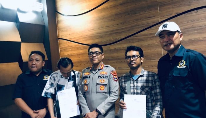 Kejam! Dua Jurnalis Diduga Dikeroyok Saat Meliput Proyek Gapura UIN RIL