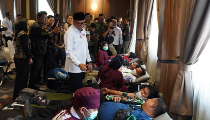 HUT ke-81 PMI, Gubernur Mirza Dorong Semangat Donor Darah dan Kepedulian Sosial