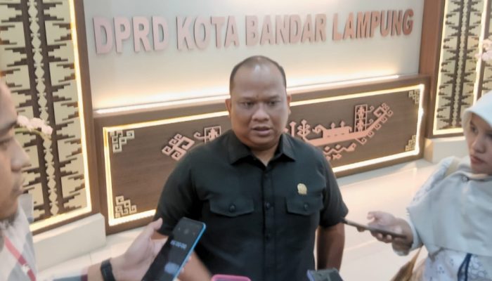 Marak” Tiang dan Kabel Provider Sudah Kayak Pager Betis, Ketua Komisi III DPRD Bandar Lampung Tegaskan Jangan Sampai Semerawut Dimana-mana