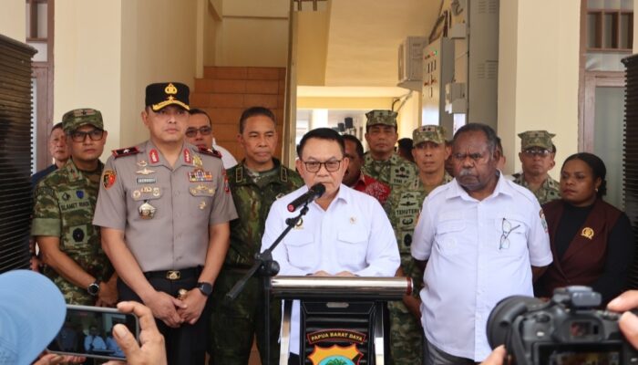 Menko Polkam Apresiasi langkah Polda Papua Barat Daya bersama TNI dan Pemda dalam Pemulihan Keamanan Berbasis Humanity Approach